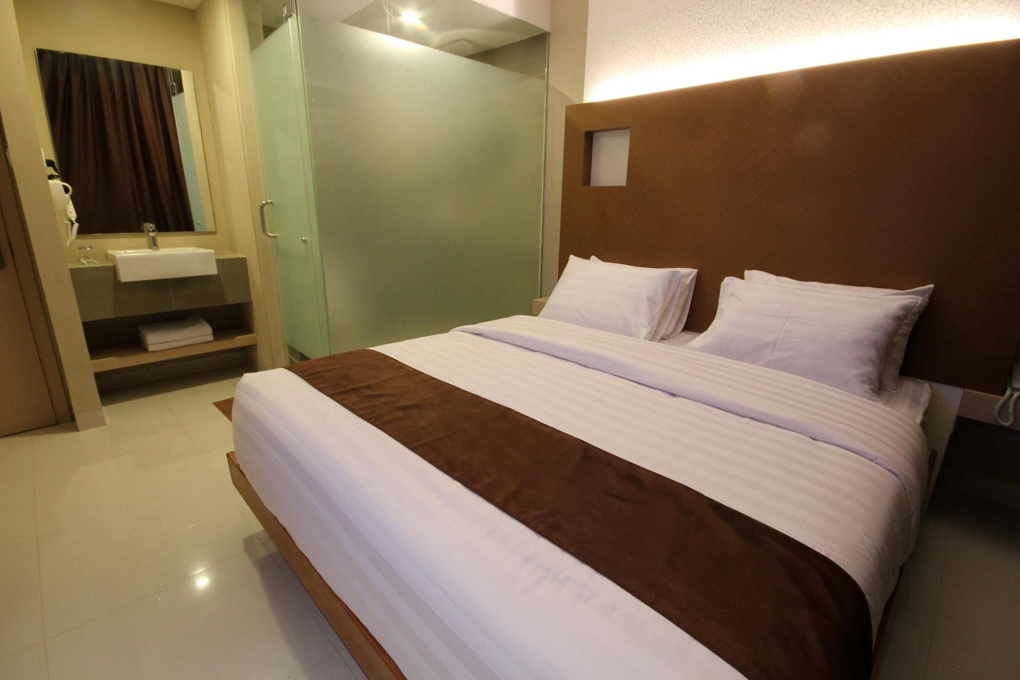 Os Hotel Airport Batam Dış mekan fotoğraf