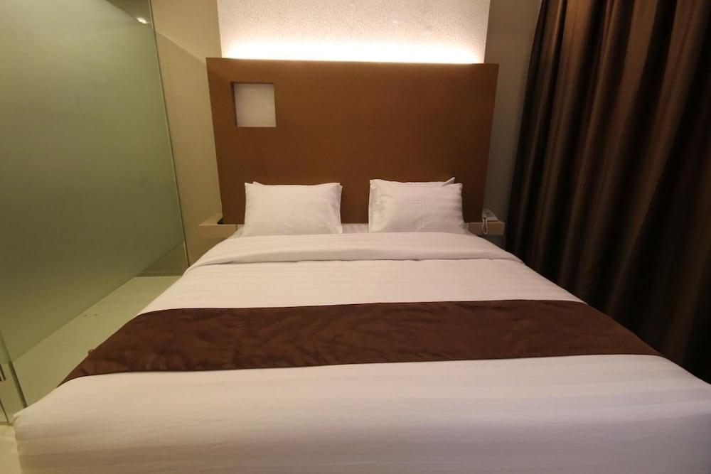 Os Hotel Airport Batam Dış mekan fotoğraf