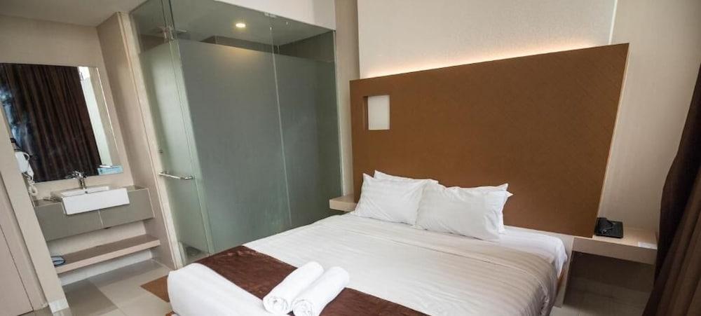 Os Hotel Airport Batam Dış mekan fotoğraf