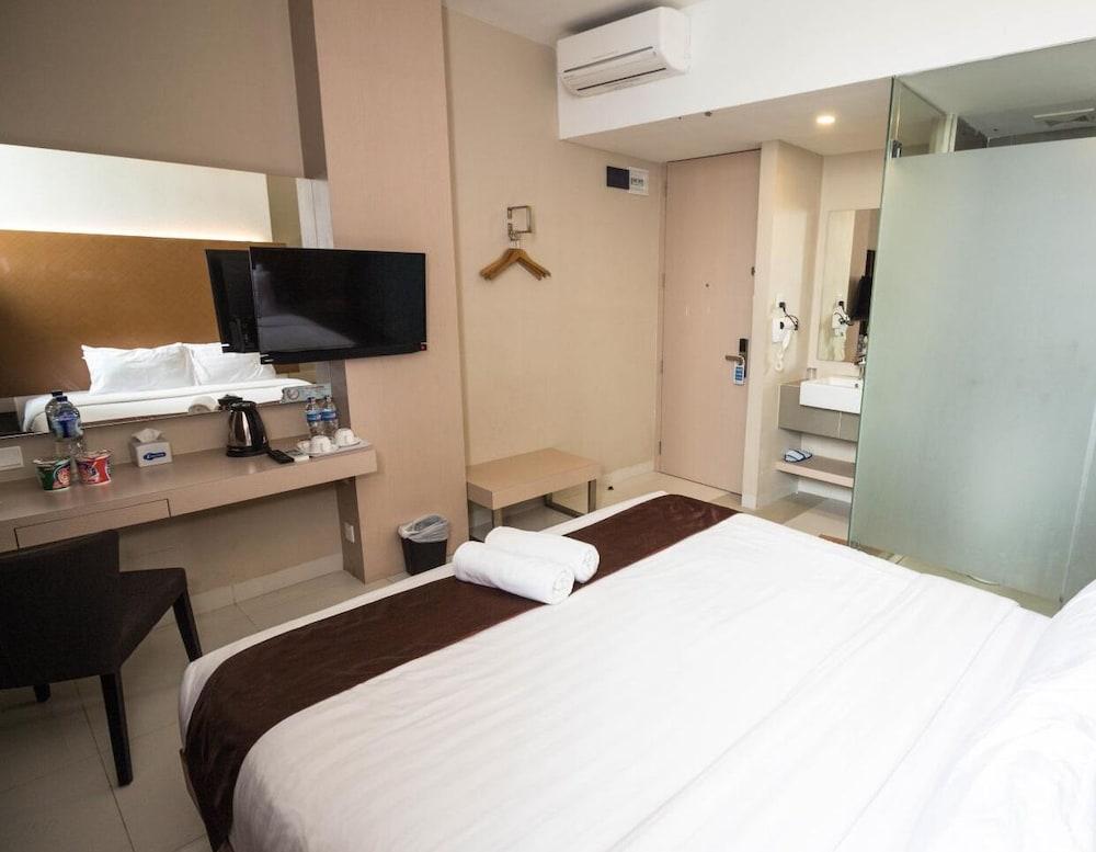 Os Hotel Airport Batam Dış mekan fotoğraf